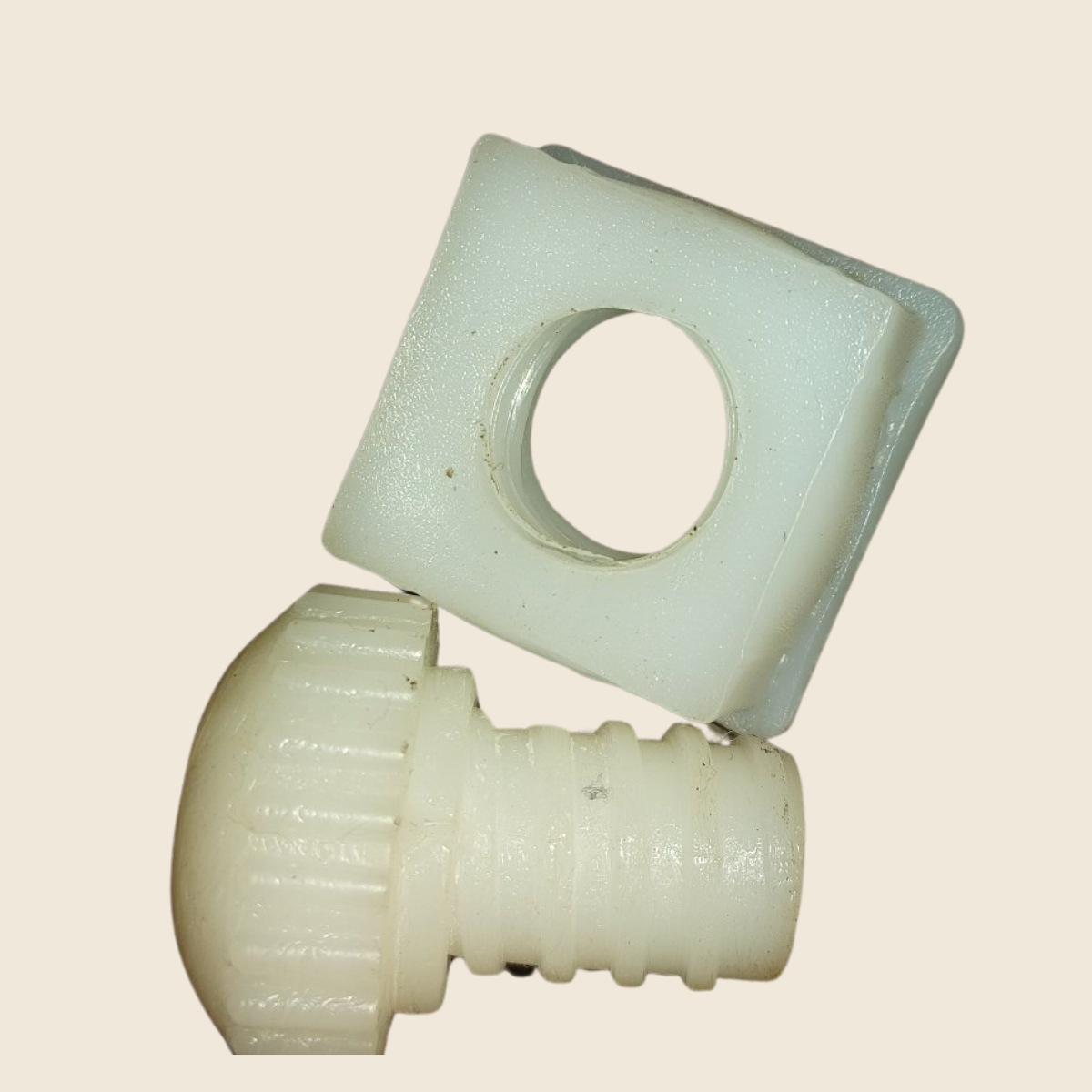 Plastic Screw Leveler